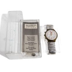 Unico e speciale orologio Swatch Chrono Pleasure Dome del 1994, completo di custodia e libretto di garanzia timbrato. Perfetto come idea regalo!