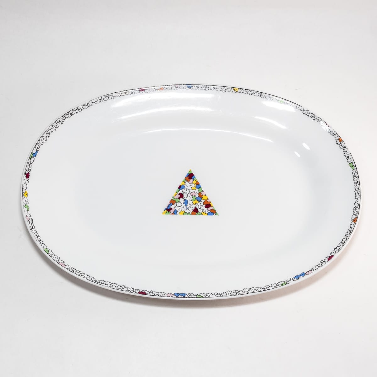 Piatto ovale Richard Ginori, collezione Ariete 1989. Elegante design floreale, ottime condizioni, ideale per collezionisti e amanti del vintage!