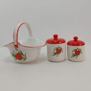 Lotto 3 ceramiche Italica ARS dipinte a mano con decoro mele. Composto da cestino e vasetti, firmato da maestro artigiano. Ottime condizioni!