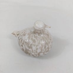 Scultura in vetro Oiva Toikka per Nuutajärvi, anni '80. Design finlandese unico, firmata, perfetta per collezionisti e amanti del vetro soffiato.