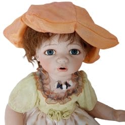 Alternative view of Oncrown Bambola di porcellana "Marjory"