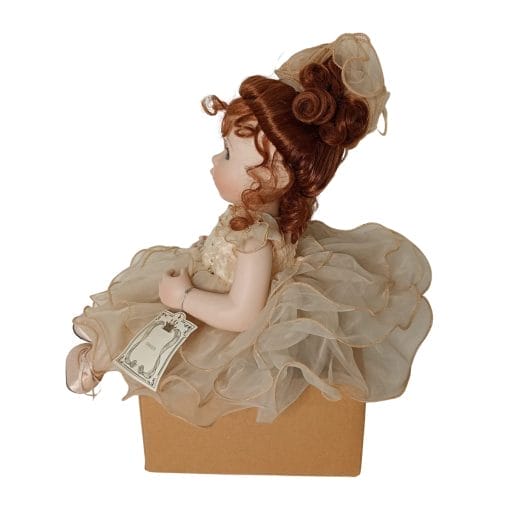 Oncrown Bambola di porcellana “Ginger” - immagine 4