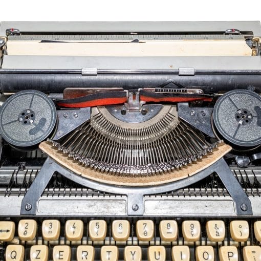Macchina da scrivere Montana vintage con custodia - immagine 3