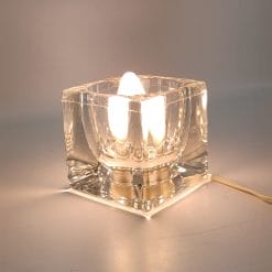 Lampada Ice Cube Peill & Putzler anni '70. Design iconico in vetro, crea magnifici effetti luce. Perfetta per il tuo arredamento vintage.