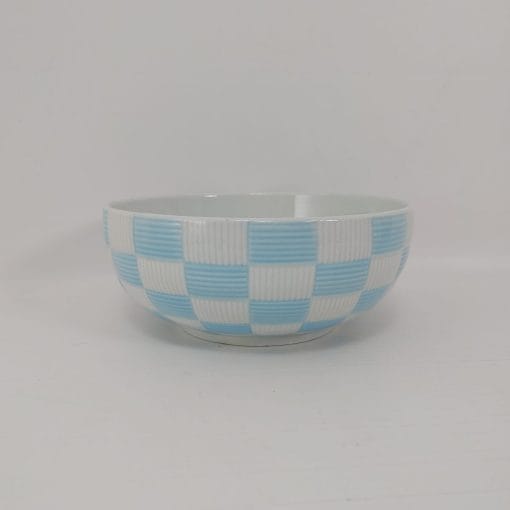 Insalatiera Galvani a scacchi in ceramica, design vintage. Pezzo unico con motivo azzurro, ideale per amanti del modernariato!