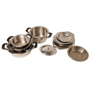 Set da 10 pezzi di tegami, casseruole e vassoi AMC e IMCO. In ottime condizioni. Perfetto per collezionisti e amanti della cucina.