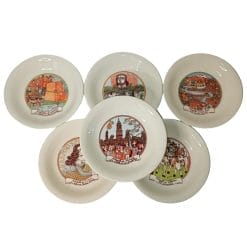 Piatti in ceramica De Simone Autogrill anni '90, collezione Ceraminter. Rari e colorati, perfetti per collezionisti. Buone condizioni.