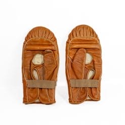 Alternative view of Guantoni da boxe Leone vintage in pelle